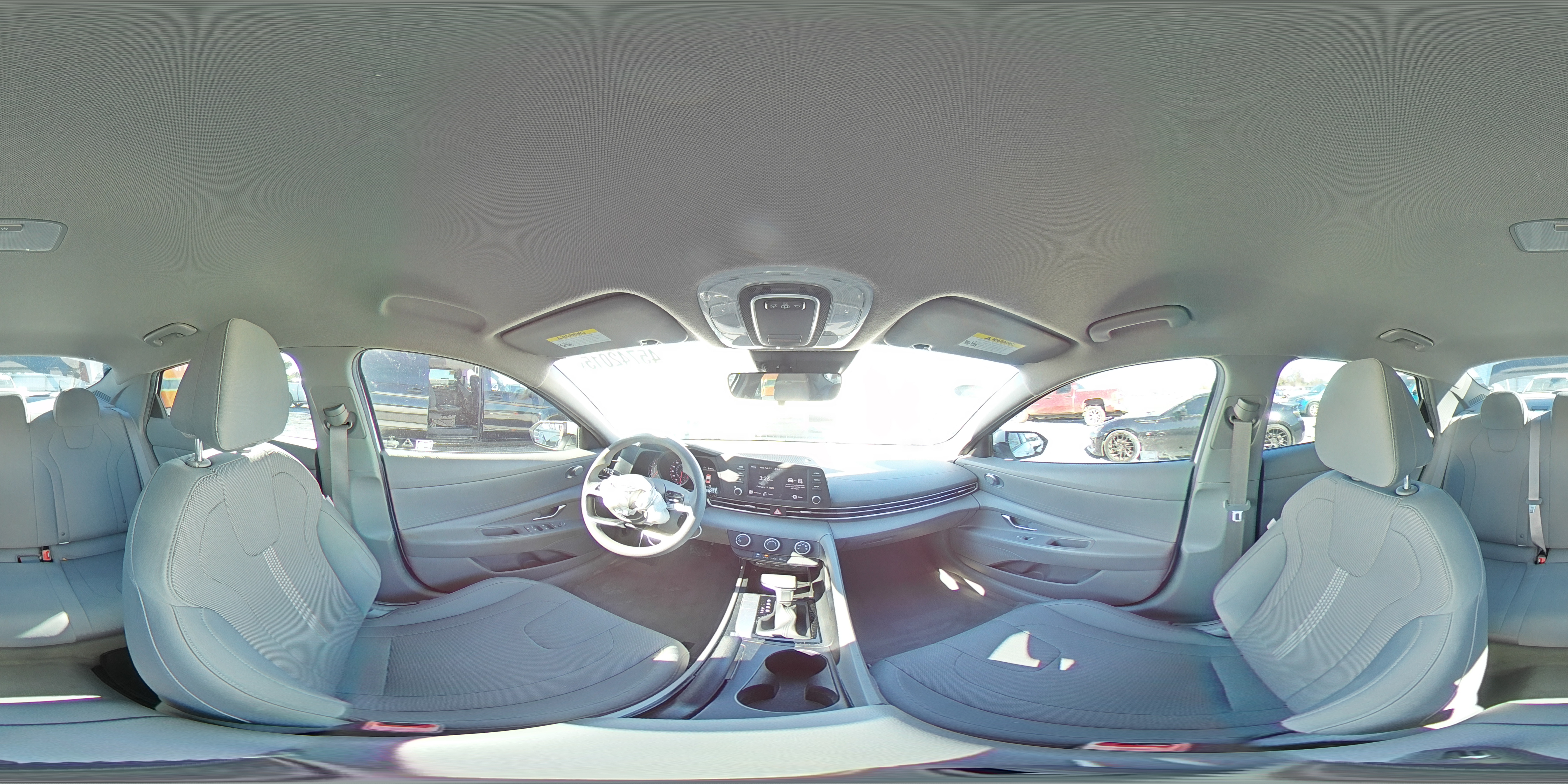 2021 Hyundai Elantra - Image 12