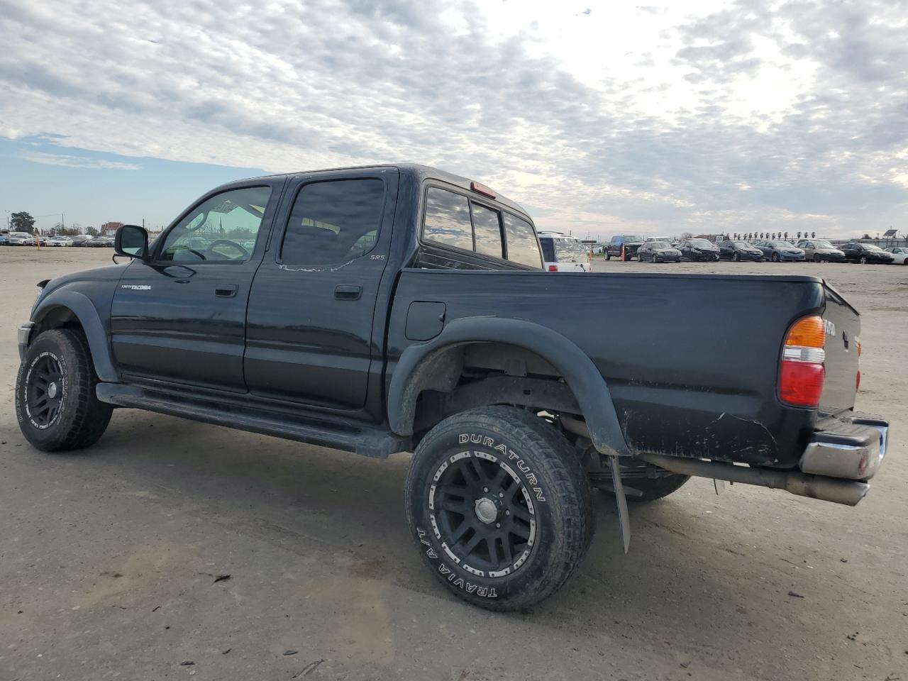 2004 Toyota Tacoma - Image 2