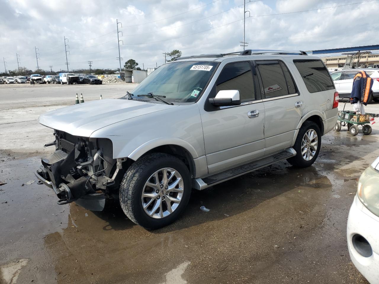 2016 Ford Expedition - Image 1