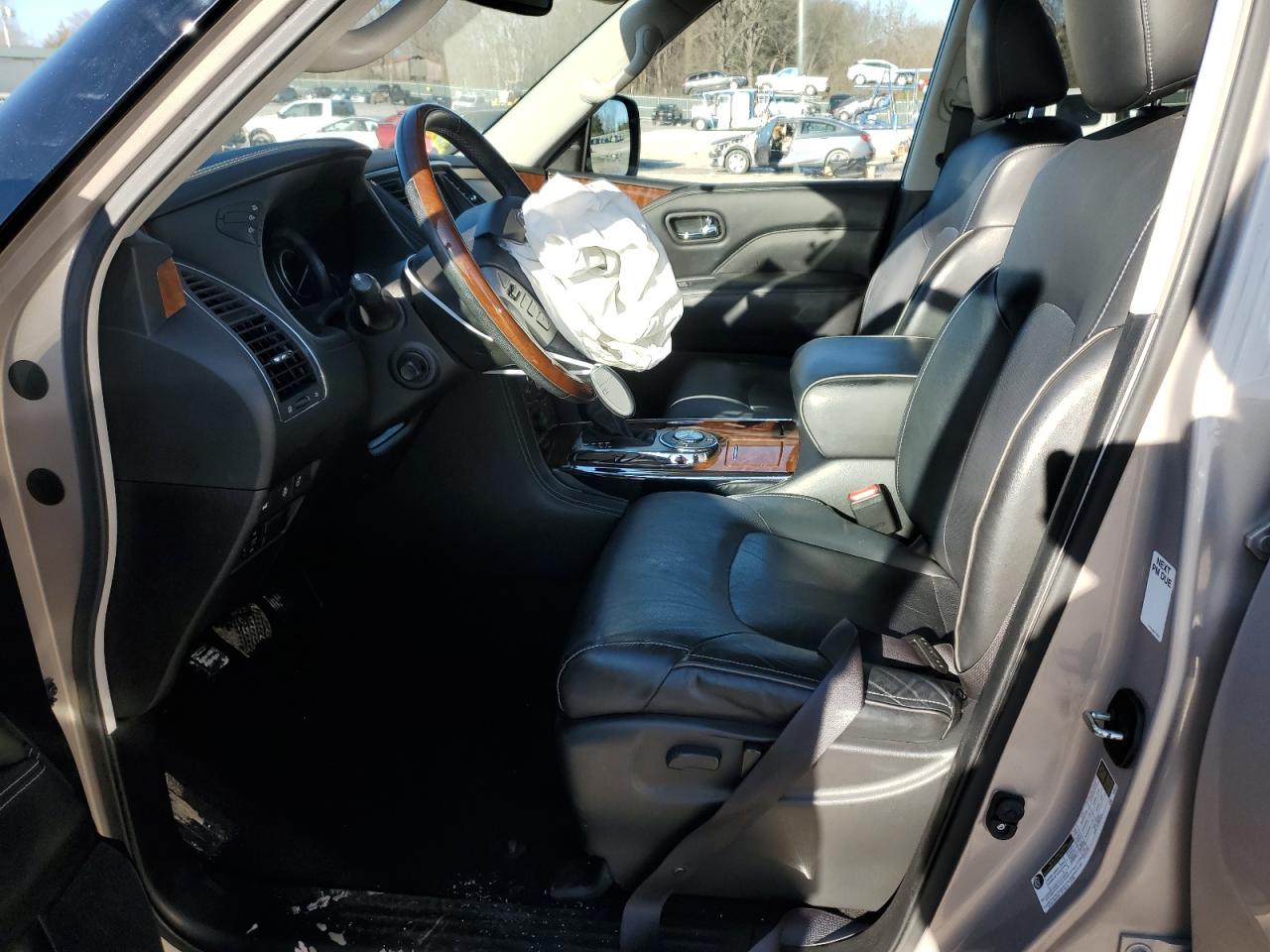 2019 Infiniti QX80 - Image 7