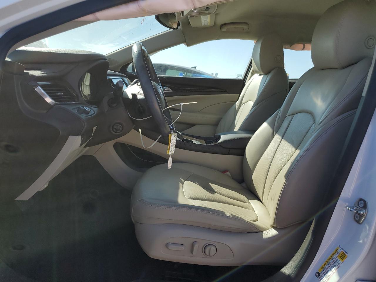 2017 Buick LaCrosse - Image 7