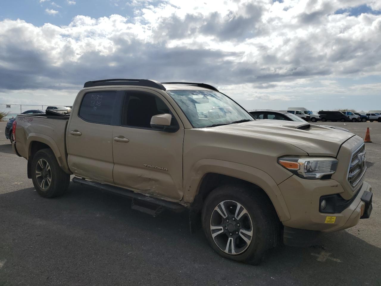 2016 Toyota Tacoma - Image 4