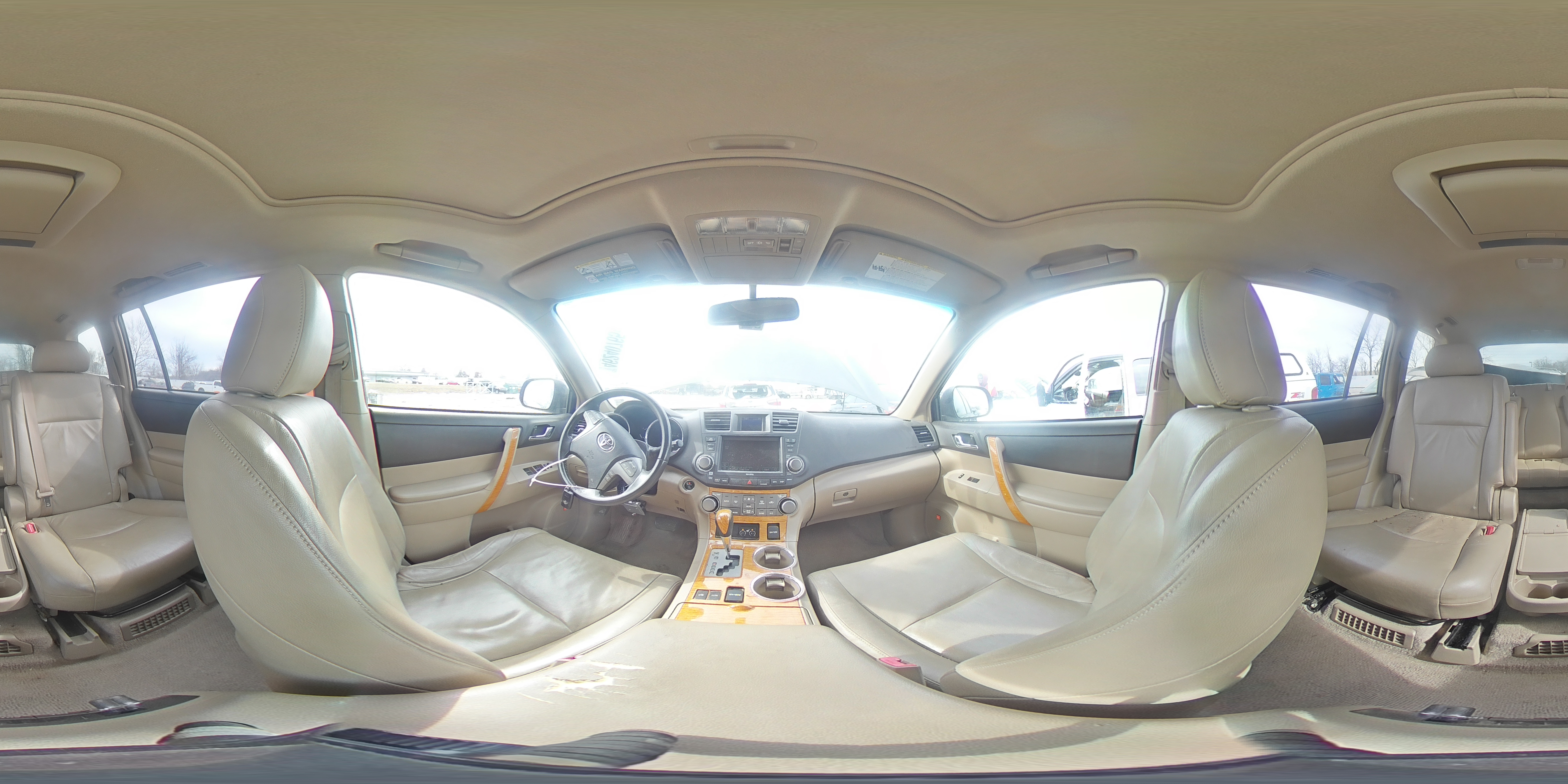 2010 Toyota Highlander - Image 14