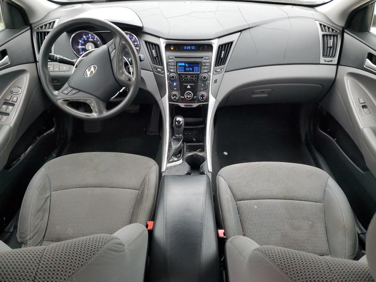 2014 Hyundai Sonata - Image 8