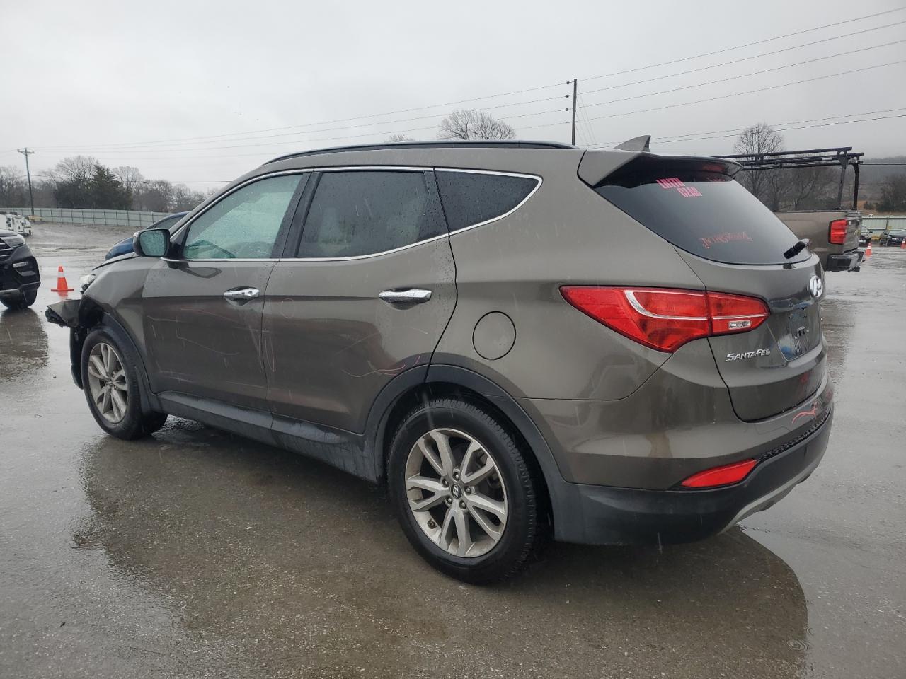 2014 Hyundai Santa Fe - Image 2