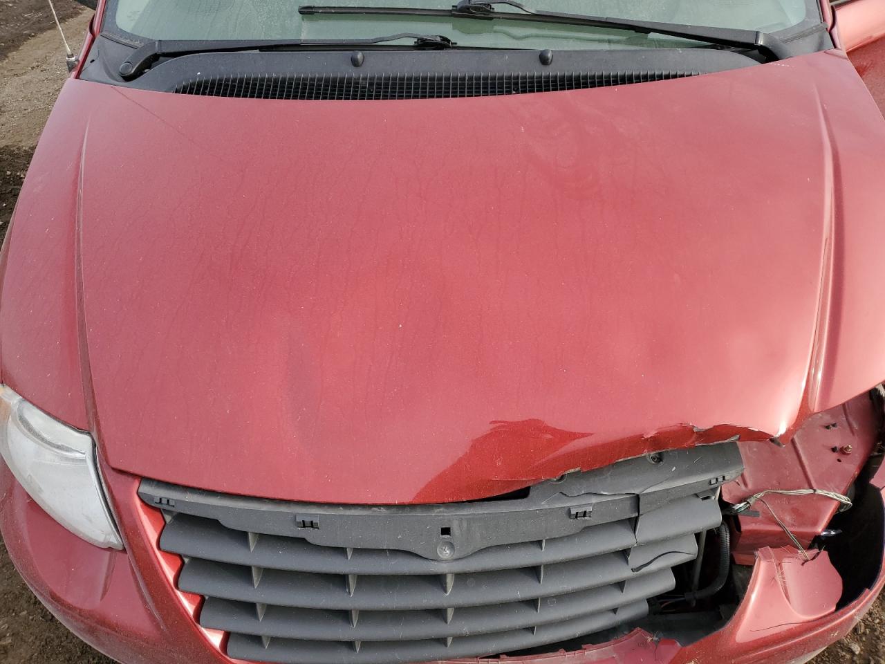 2006 Chrysler Town & Country - Image 12
