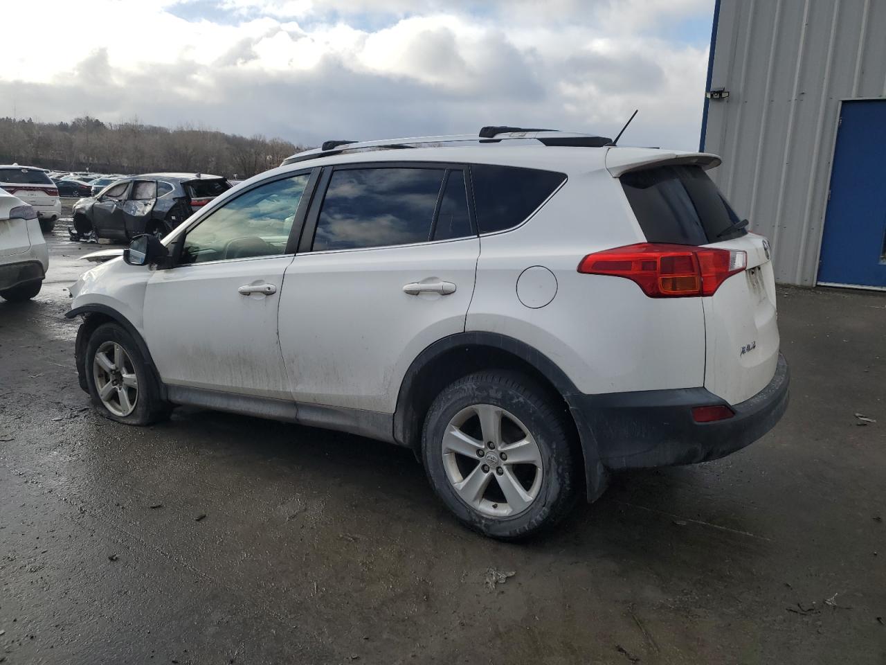 2013 Toyota RAV 4 - Image 2