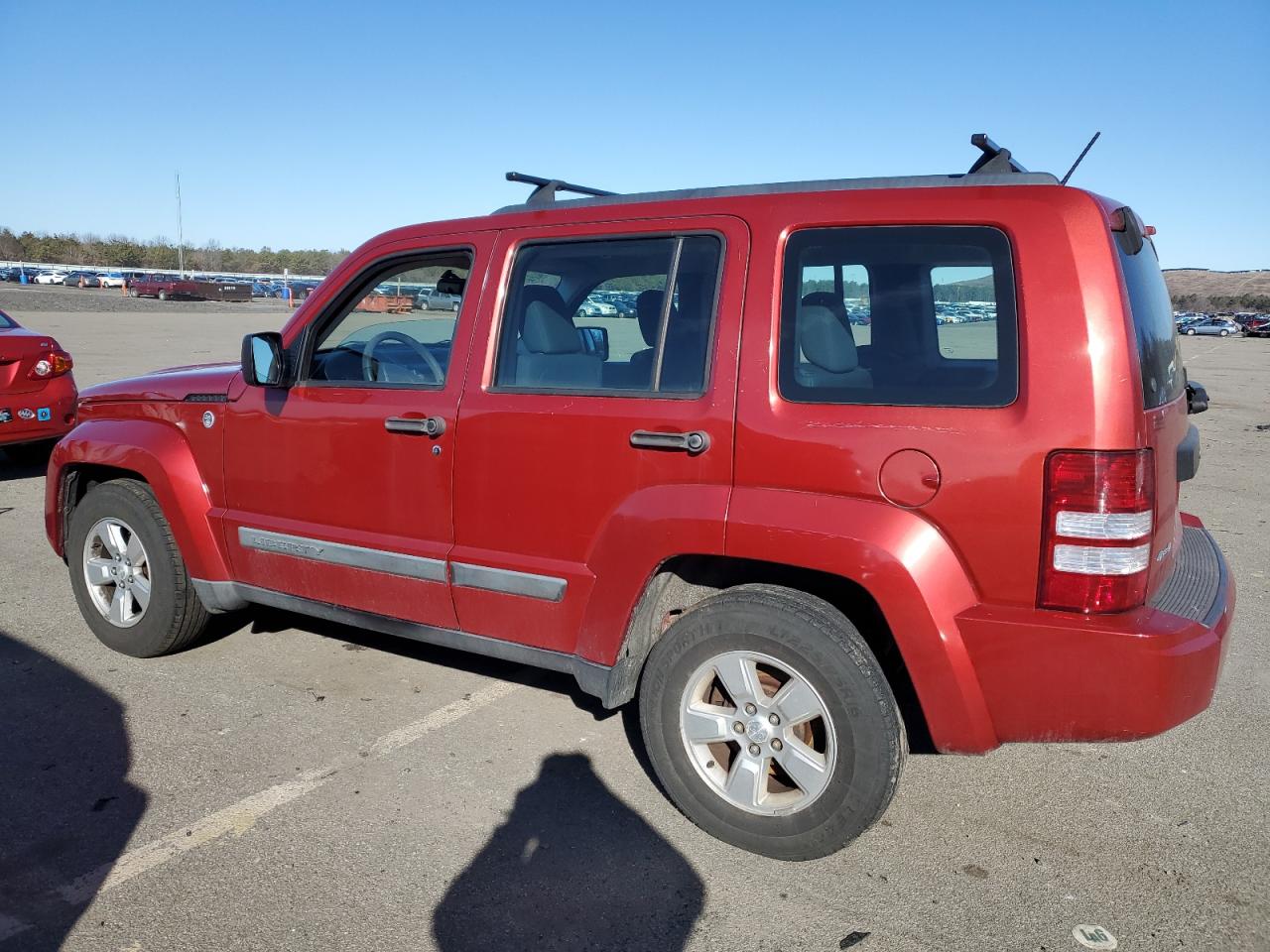 2009 Jeep Liberty (North America) - Image 2