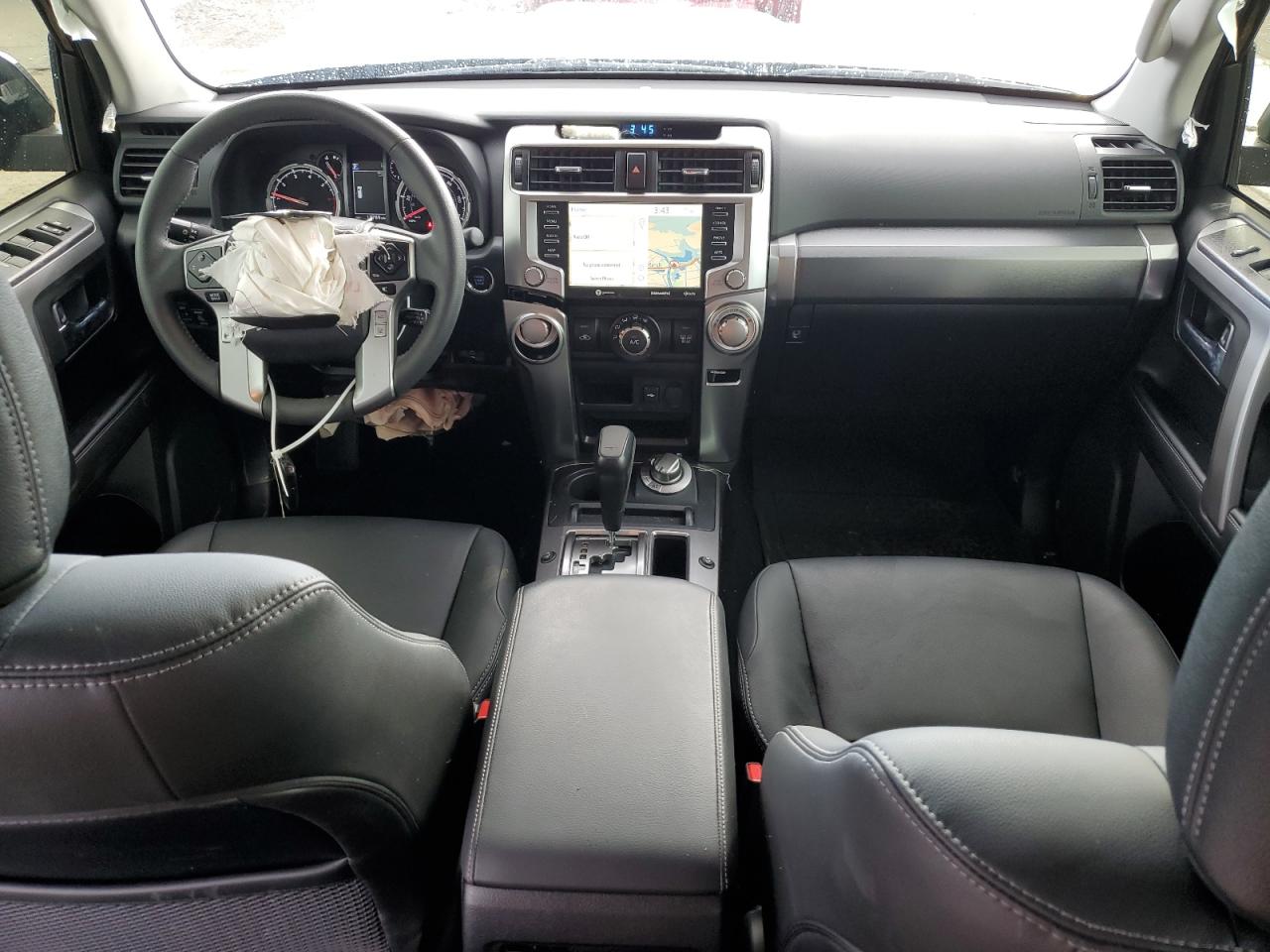 2022 Toyota 4Runner - Image 8