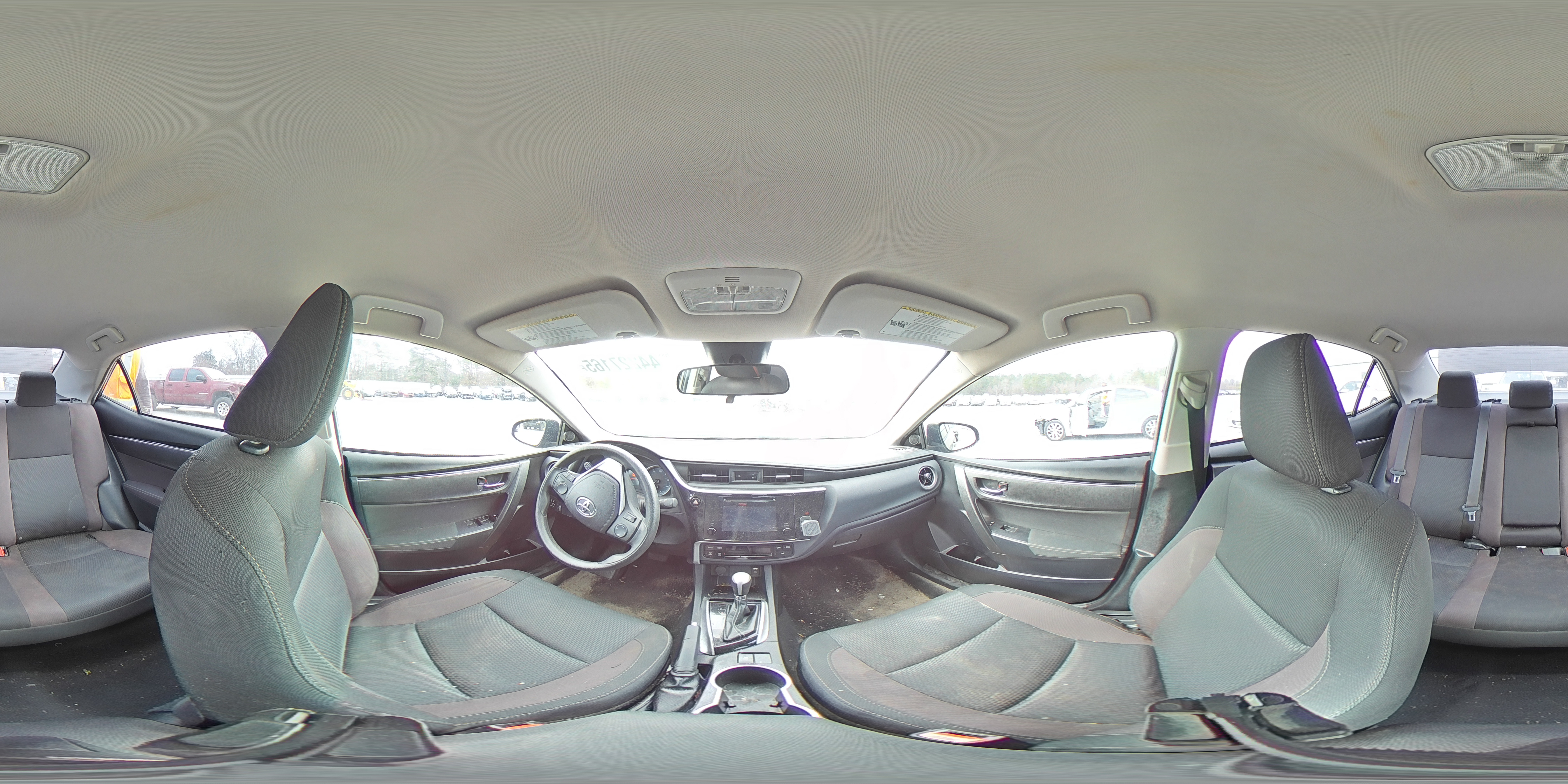 2018 Toyota Corolla - Image 13