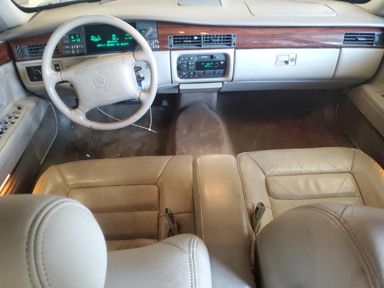 1996 Cadillac De Ville - Image 8
