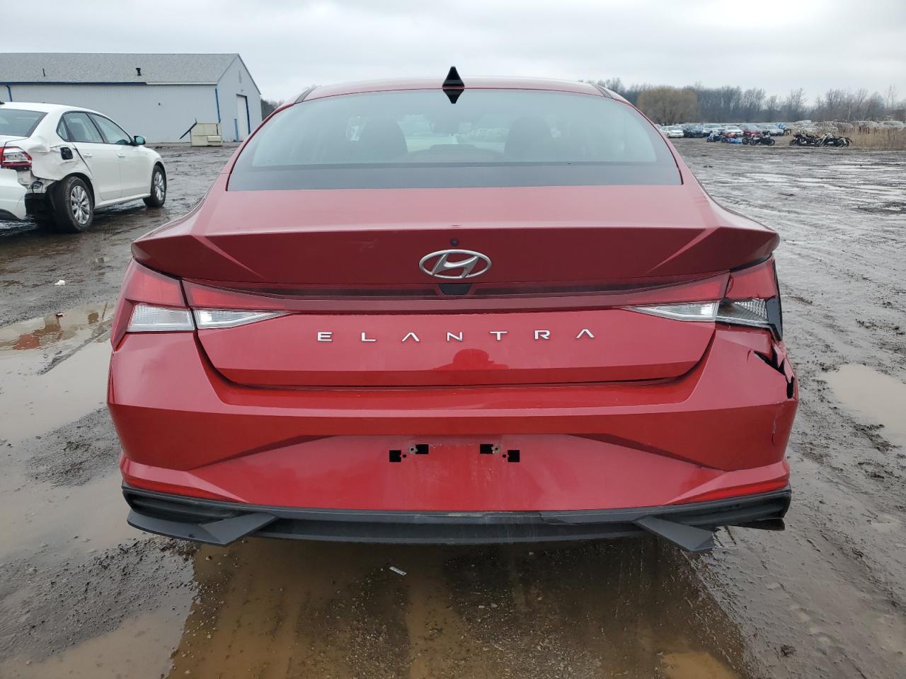 2022 Hyundai Elantra - Image 6