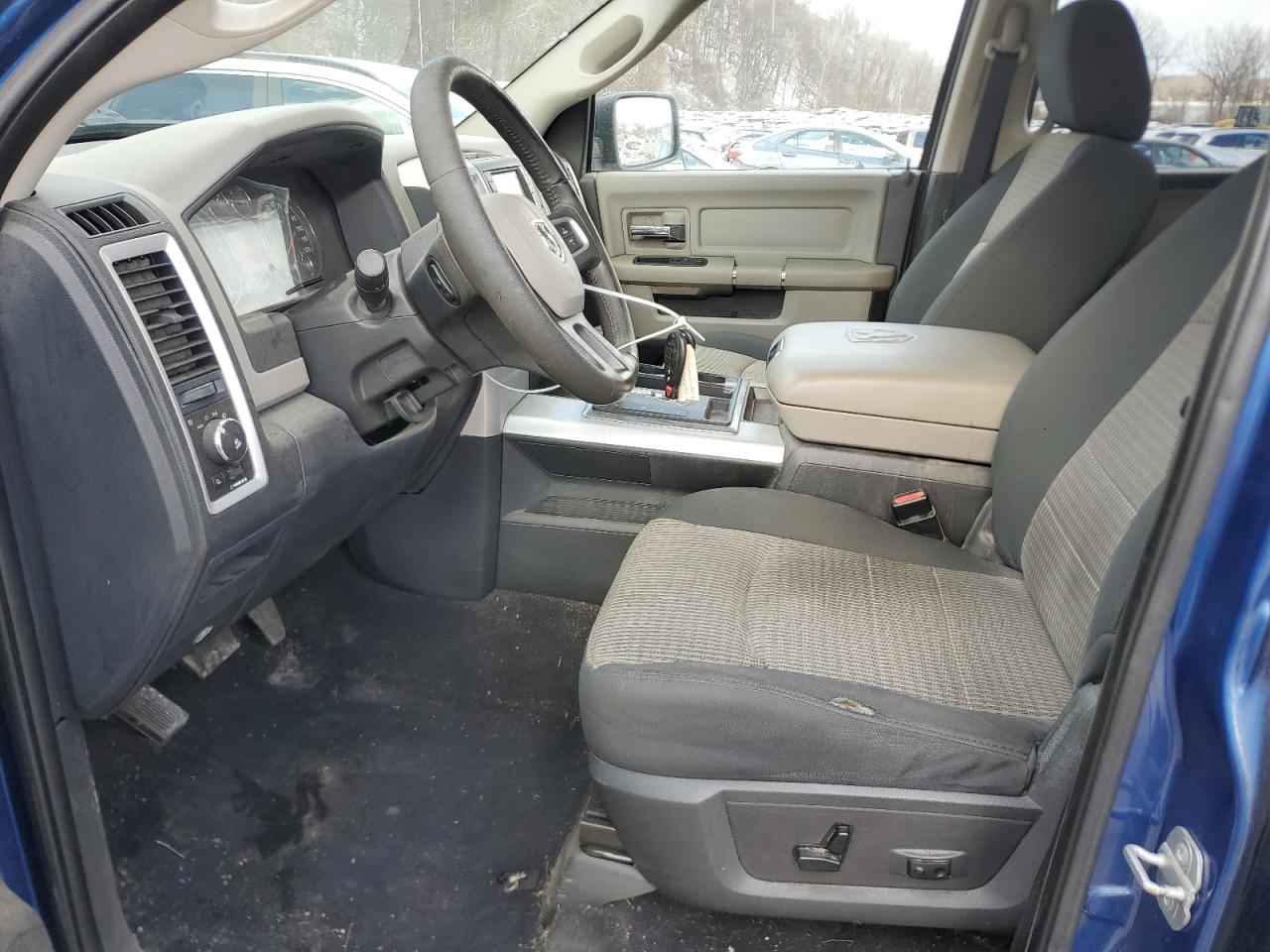 2011 Dodge RAM - Image 7