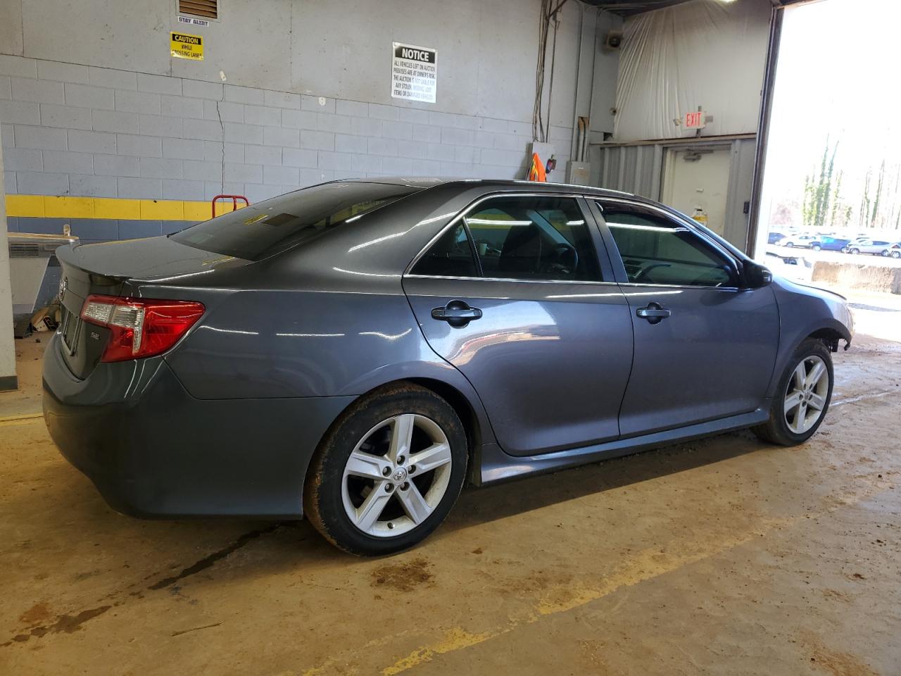 2013 Toyota Camry - Image 3