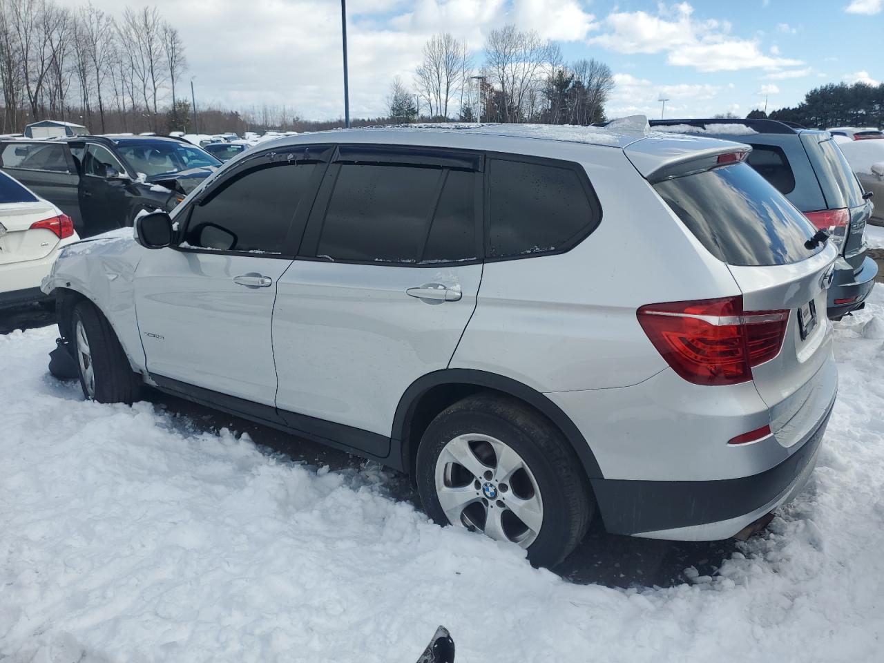 2011 BMW X3 - Image 2