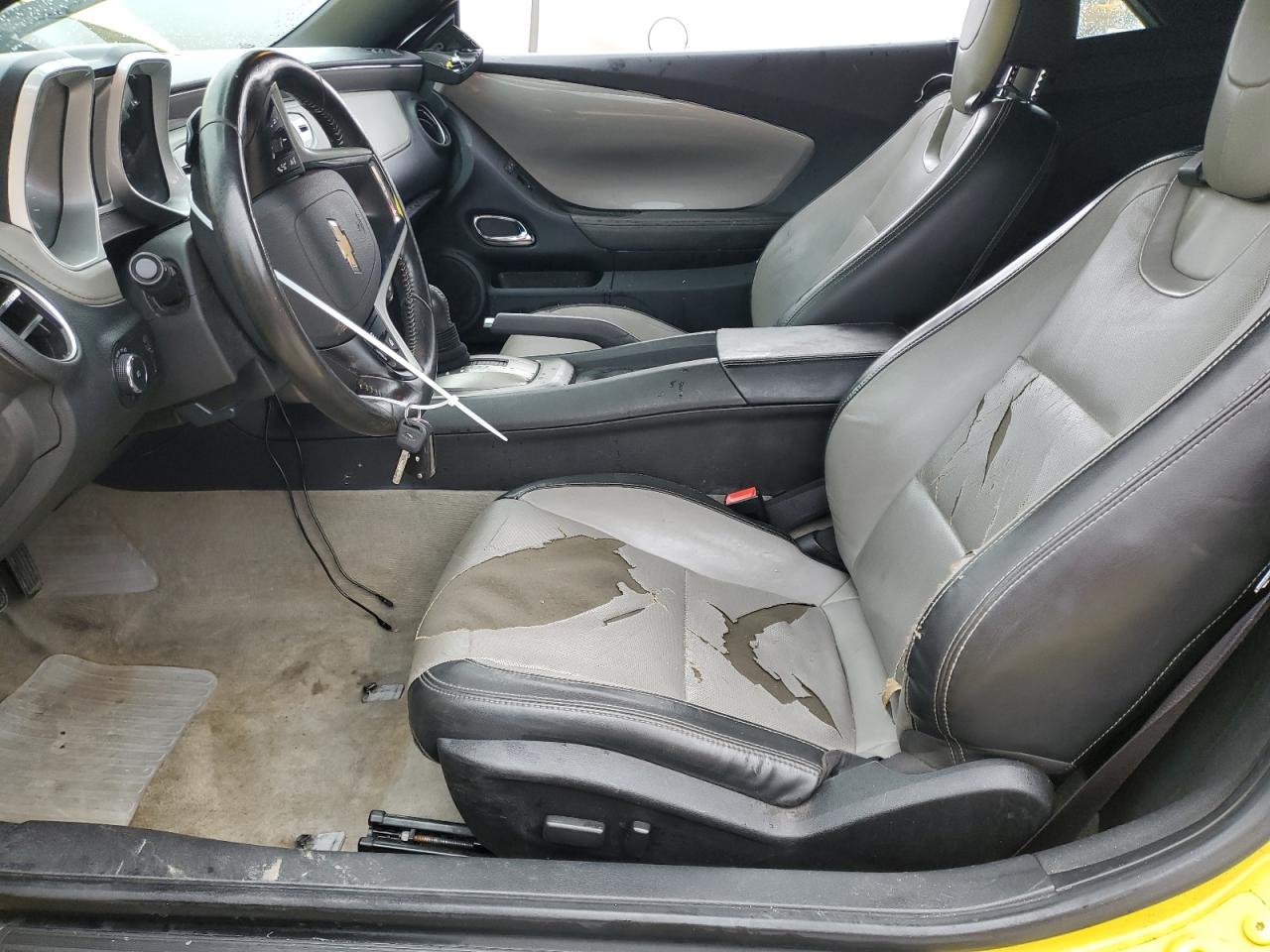 2014 Chevrolet Camaro - Image 7