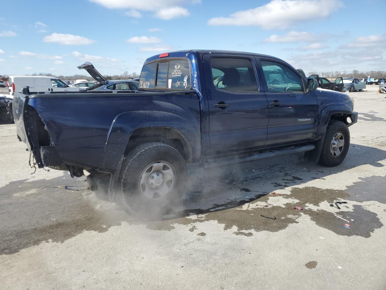 2013 Toyota Tacoma - Image 3