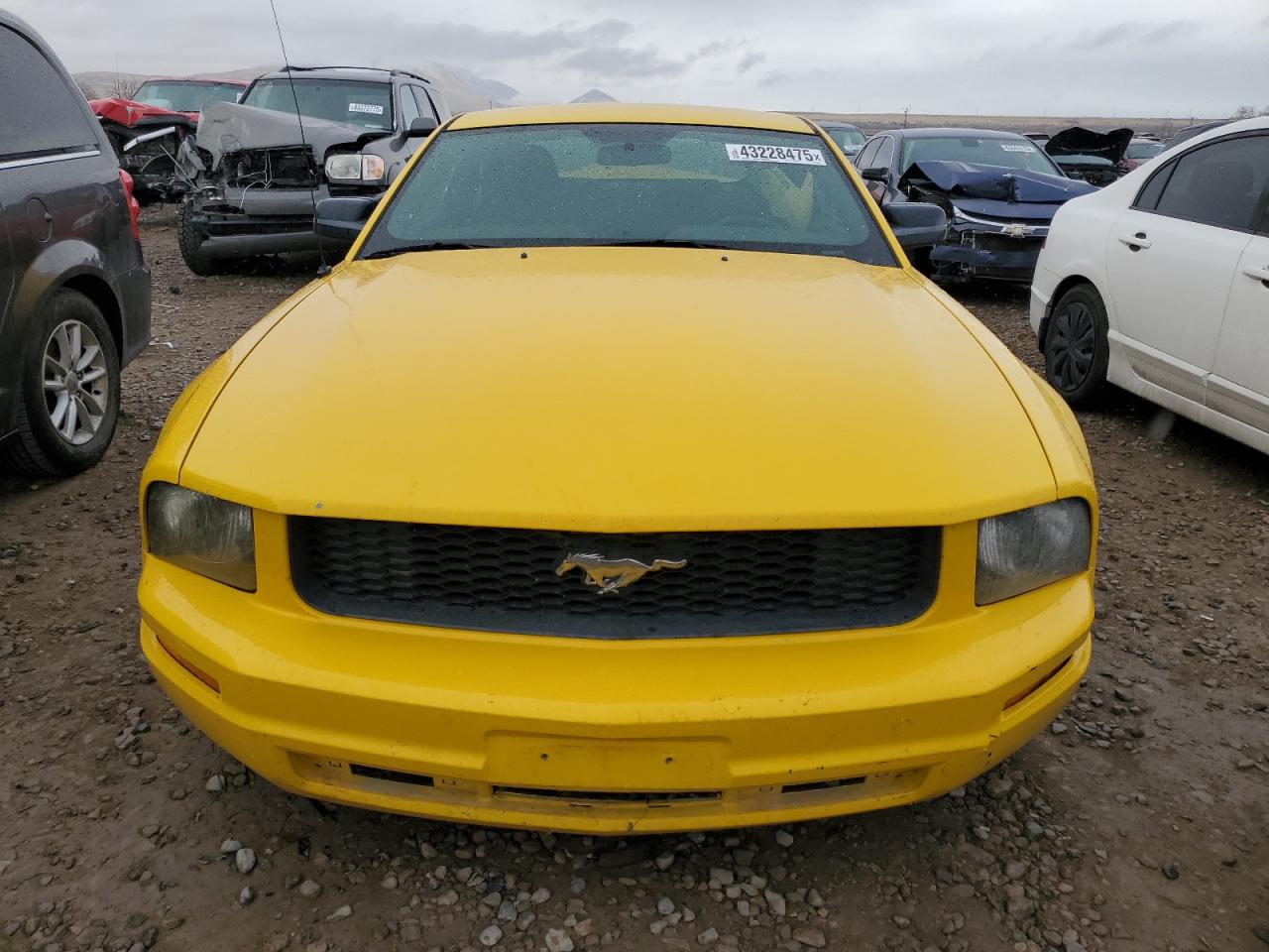 2006 Ford Mustang - Image 5