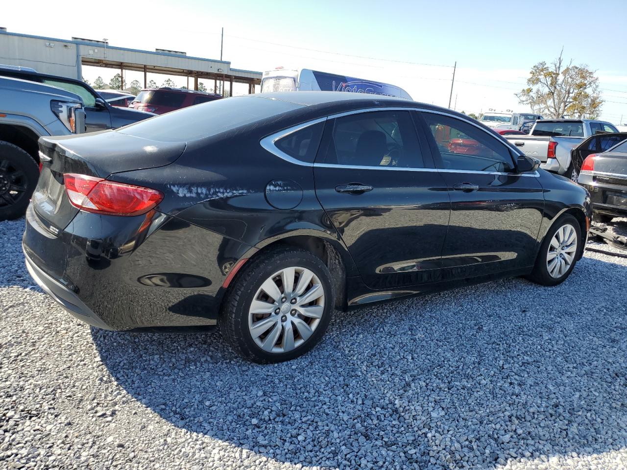 2016 Chrysler 200 - Image 3