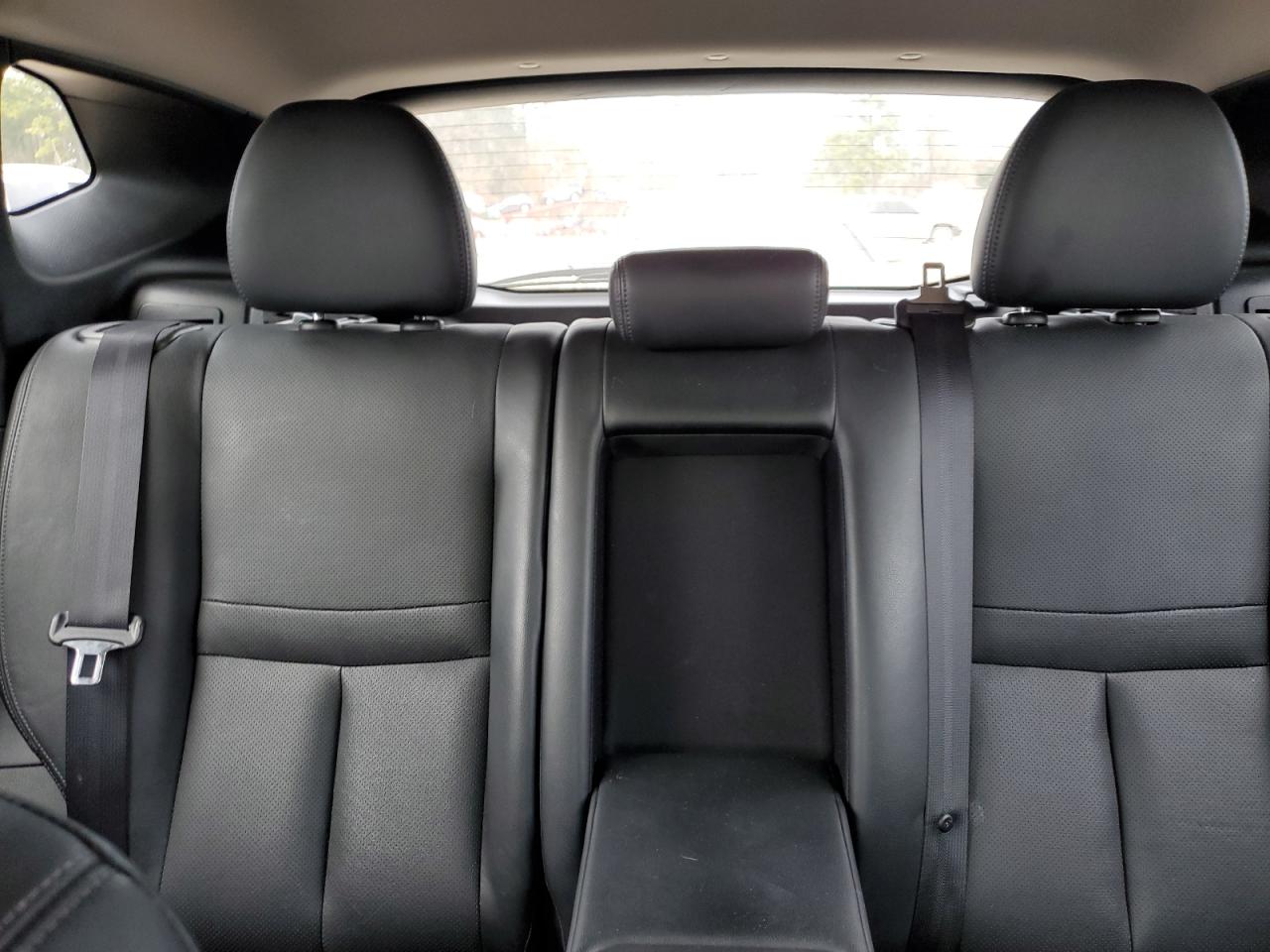 2017 Nissan Rogue - Image 10