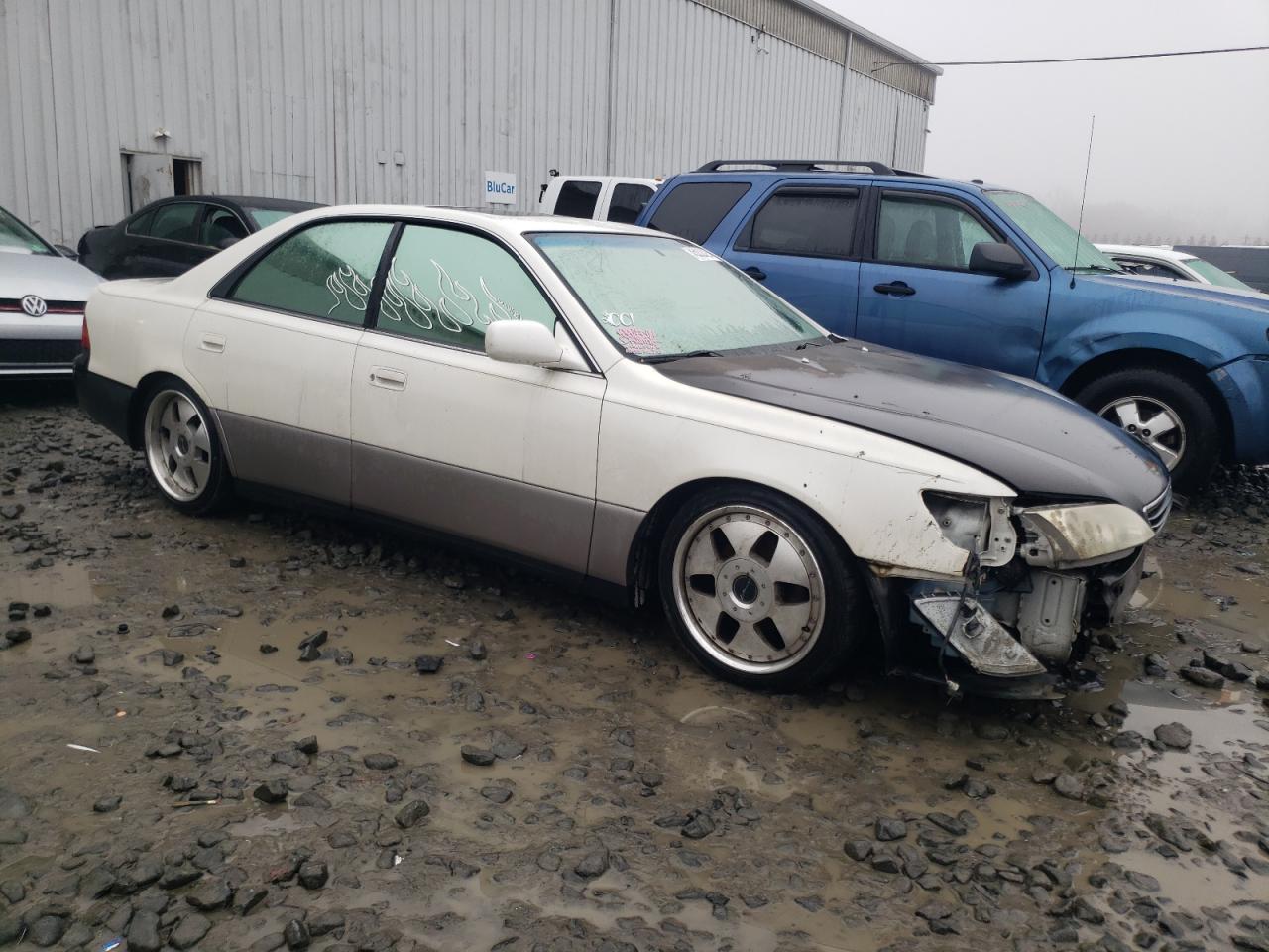 1998 Lexus ES - Image 4
