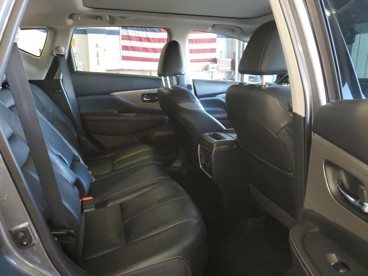 2018 Nissan Murano - Image 12
