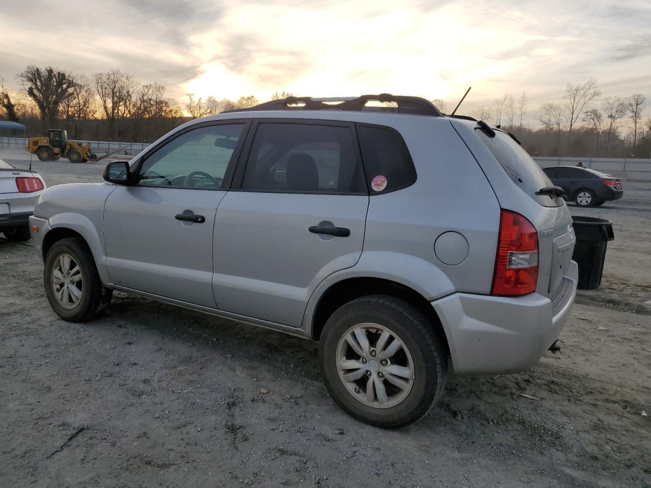 2009 Hyundai Tucson - Image 2