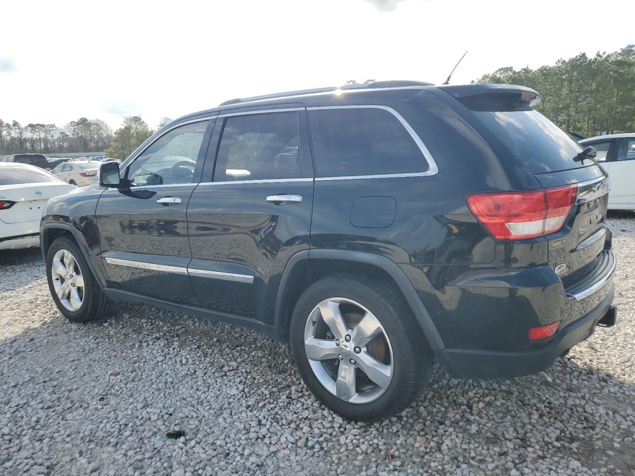 2011 Jeep Grand Cherokee - Image 2