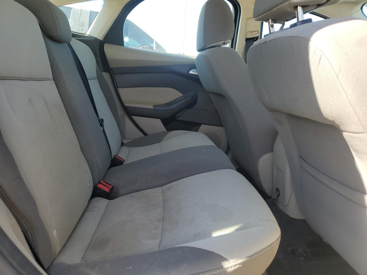 2012 Ford Focus - Image 10