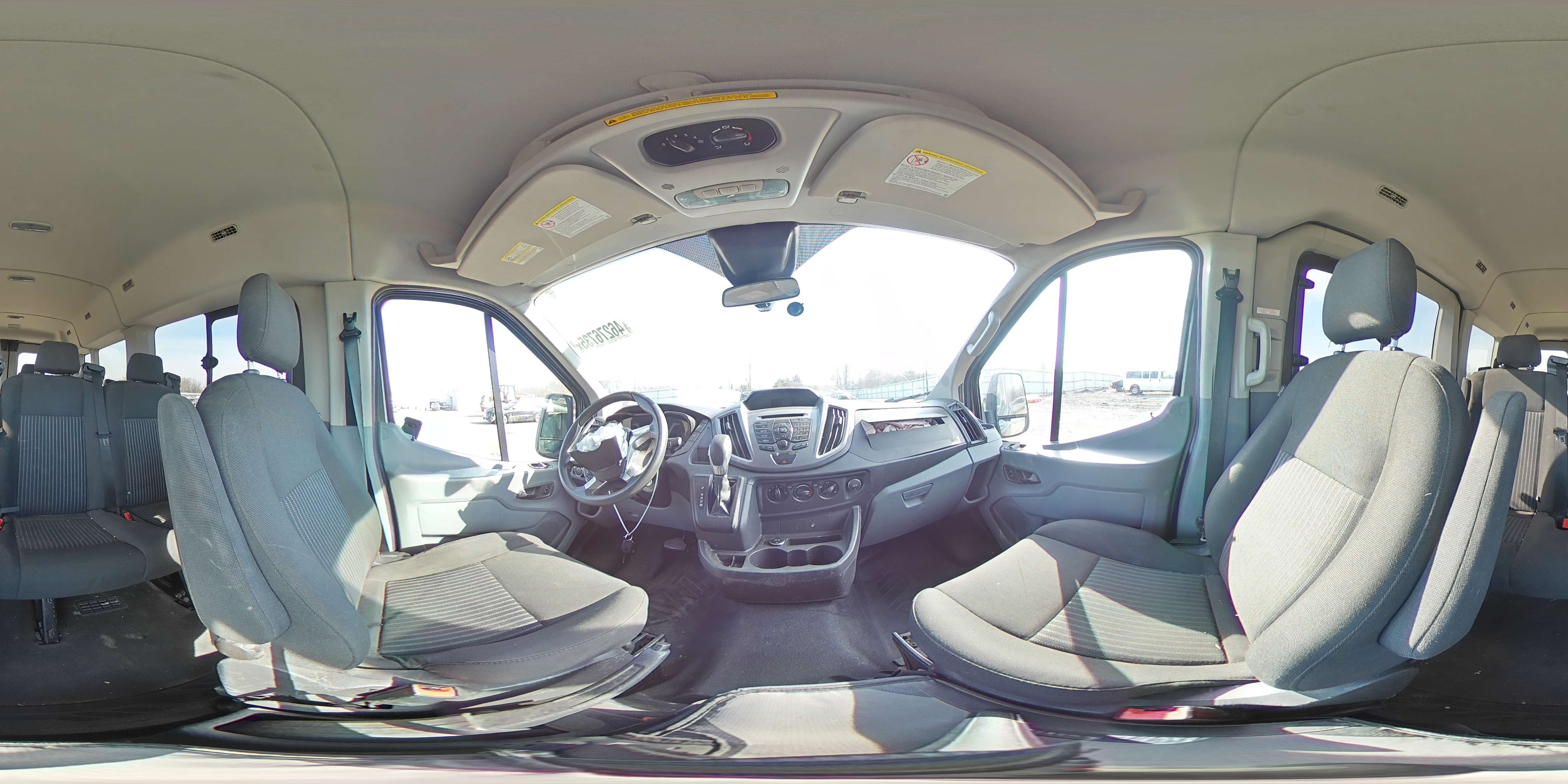 2016 Ford Transit - Image 14