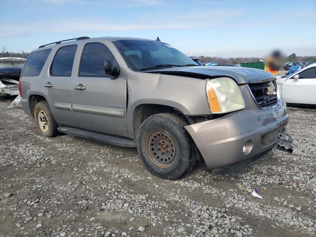 2007 GMC Yukon - Image 4