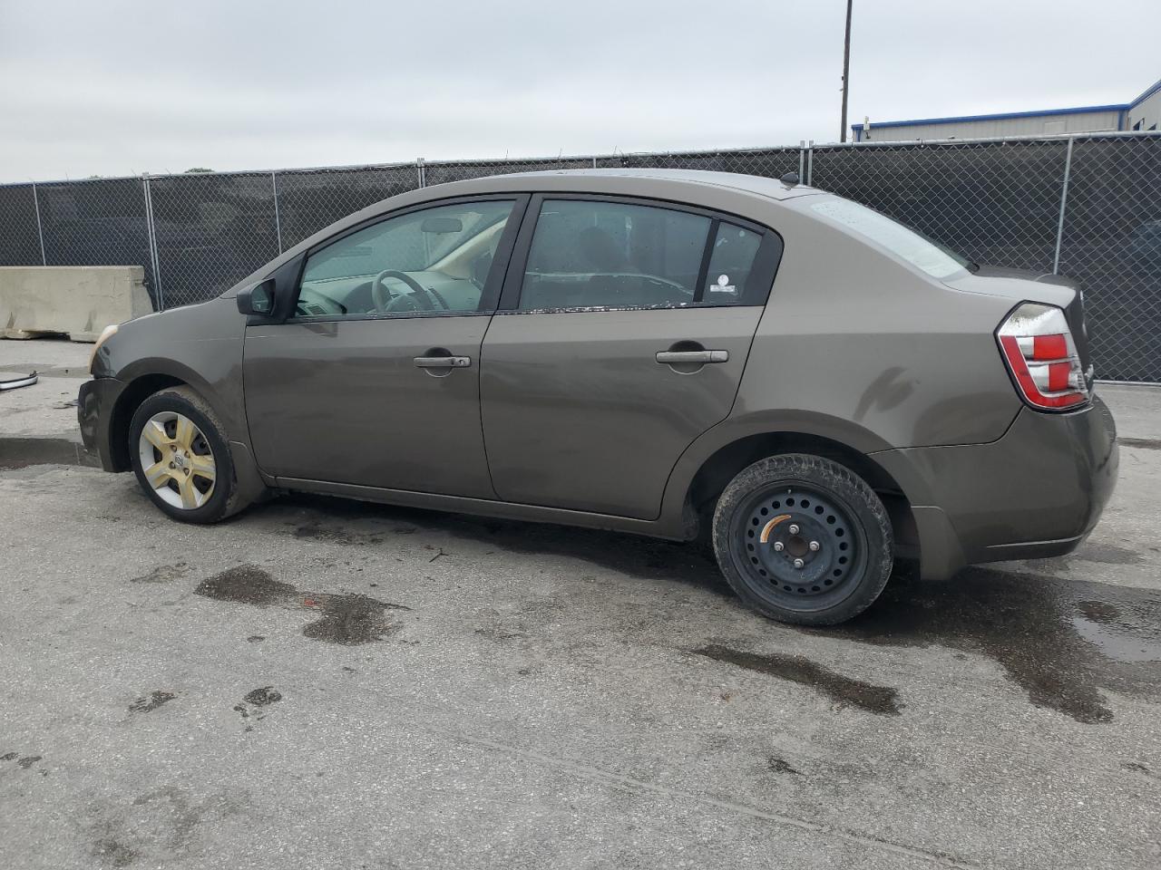2007 Nissan Sentra - Image 2