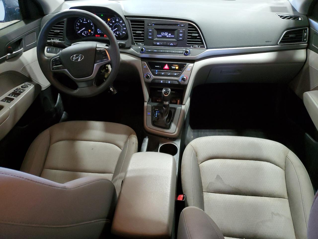 2017 Hyundai Elantra - Image 8