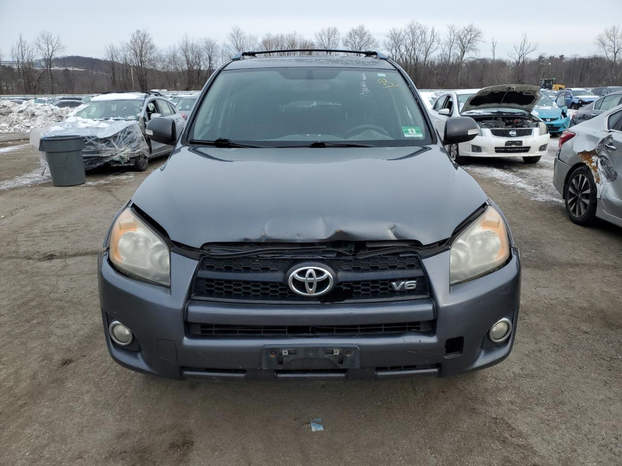 2010 Toyota RAV 4 - Image 5