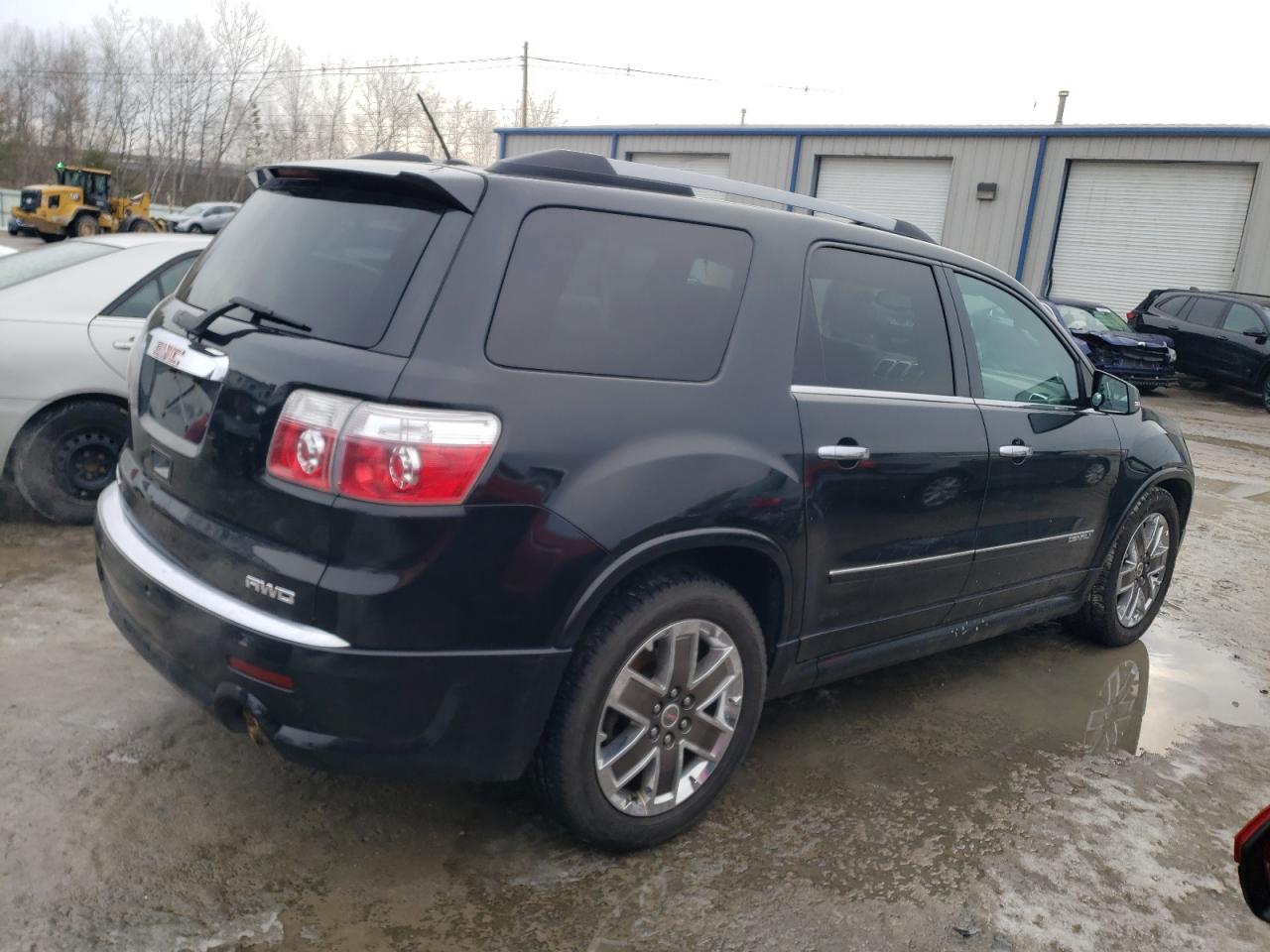 2011 GMC Acadia - Image 3