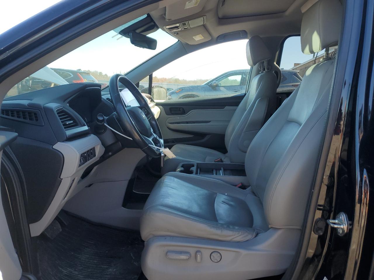 2018 Honda Odyssey - Image 7