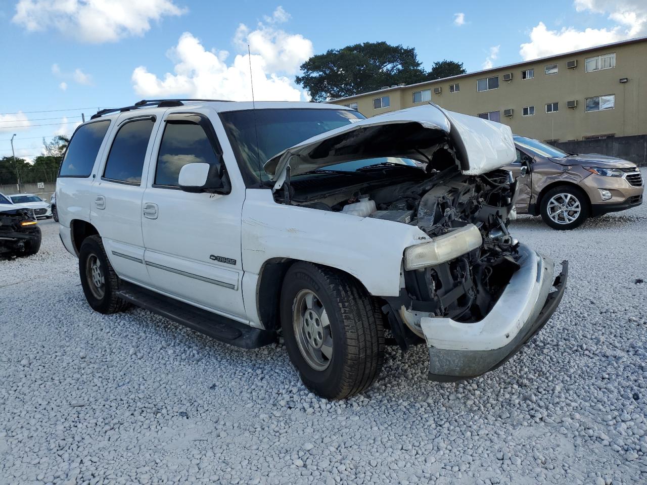 2001 Chevrolet Tahoe - Image 4