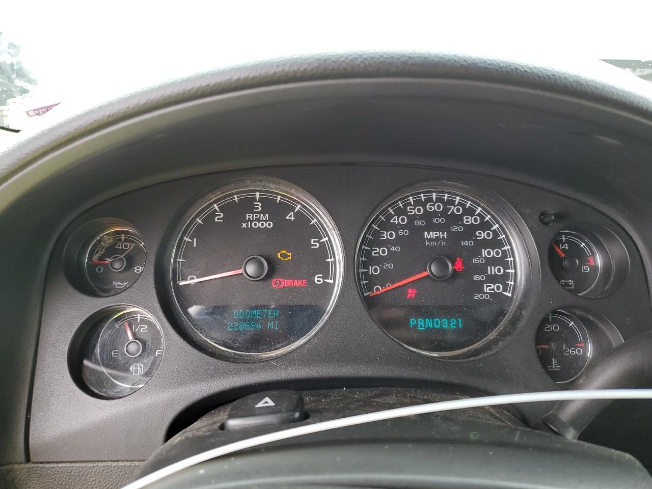 2007 GMC Yukon - Image 9