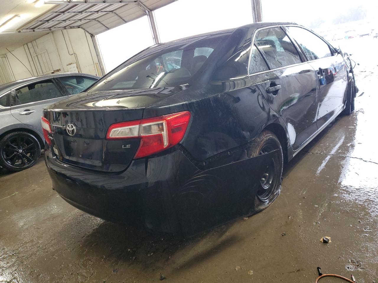 2012 Toyota Camry - Image 3