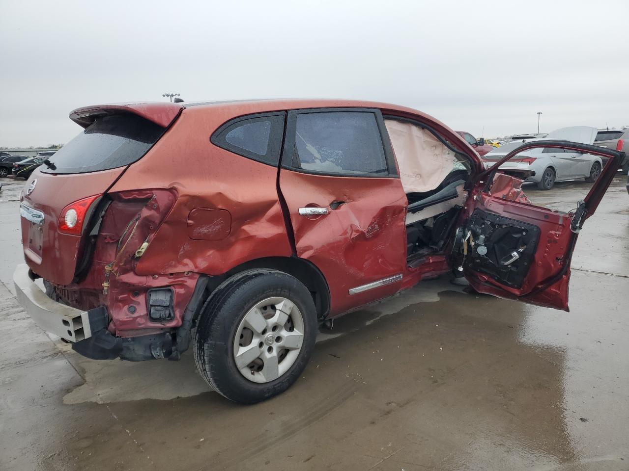 2012 Nissan Rogue - Image 3