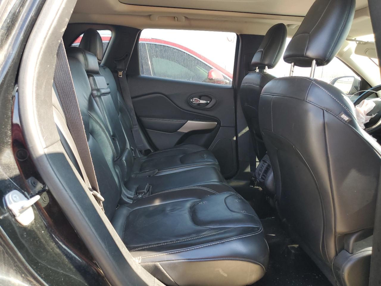 2018 Jeep Grand Cherokee - Image 11