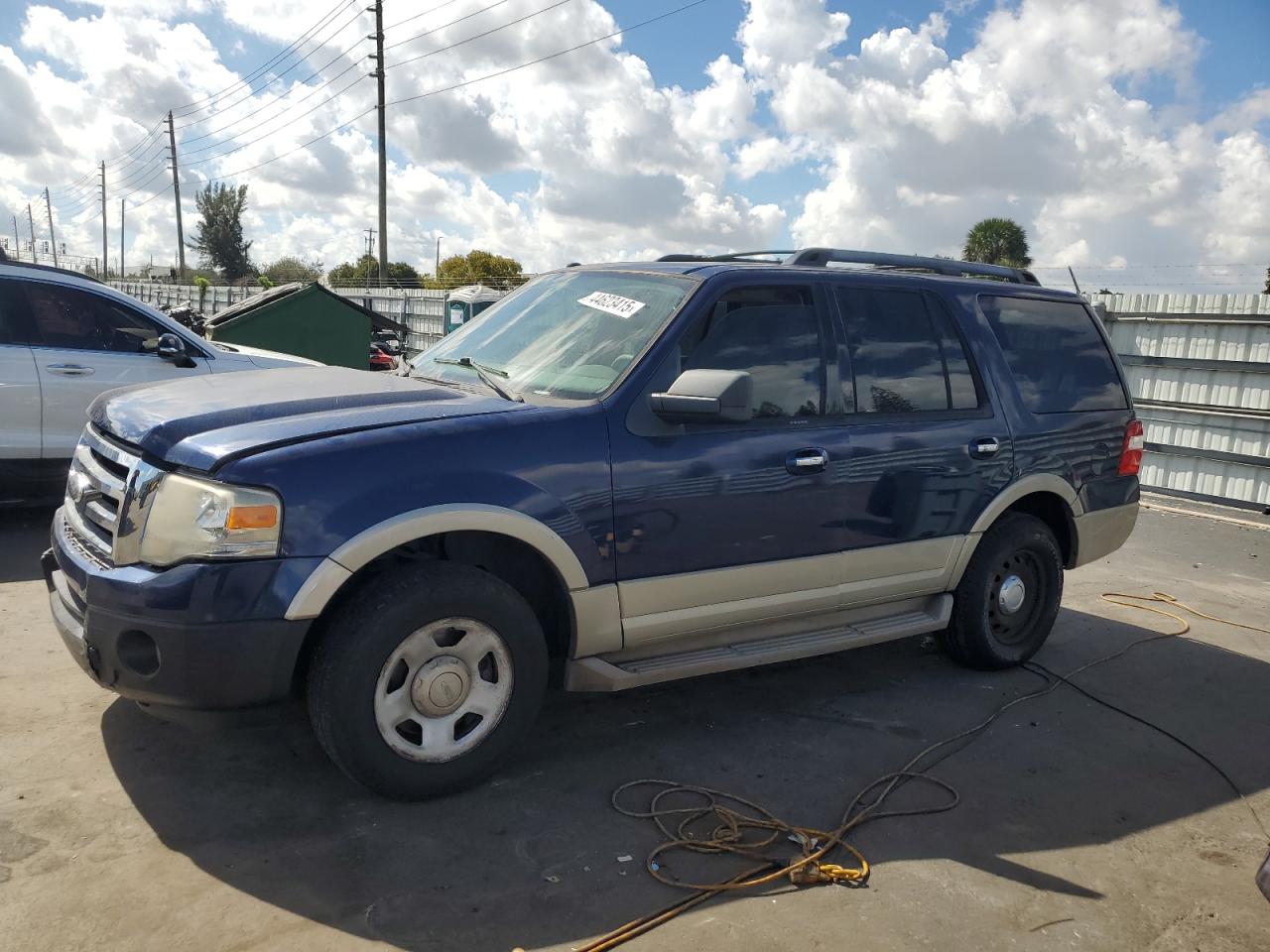 2009 Ford Expedition - Image 1
