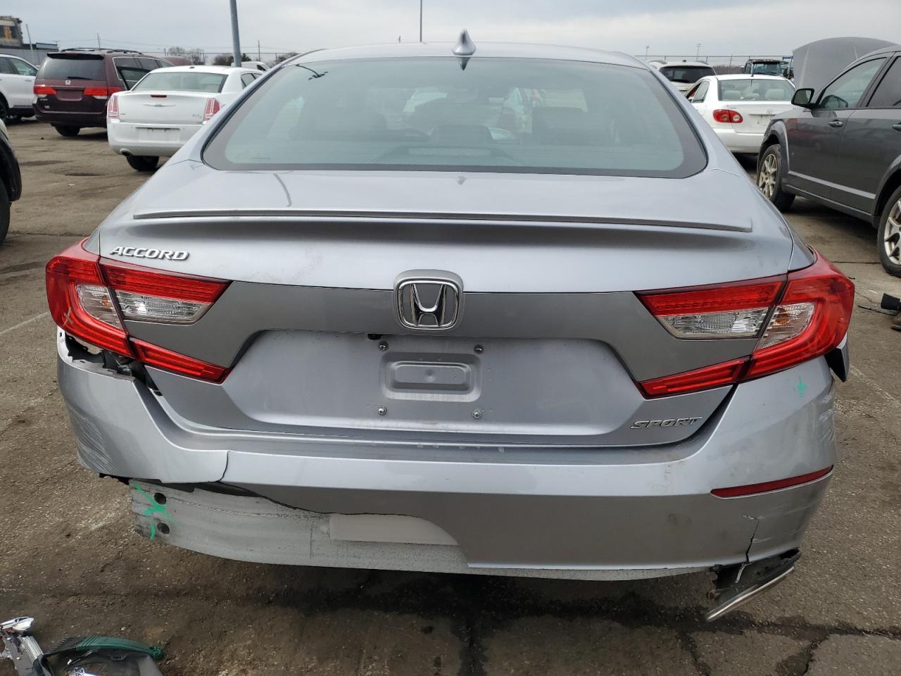 2020 Honda Accord - Image 6