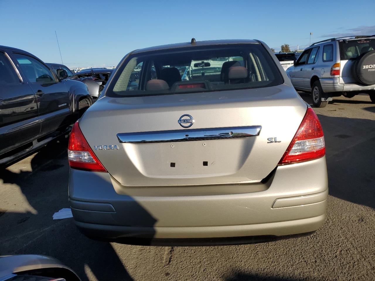 2009 Nissan Versa - Image 6