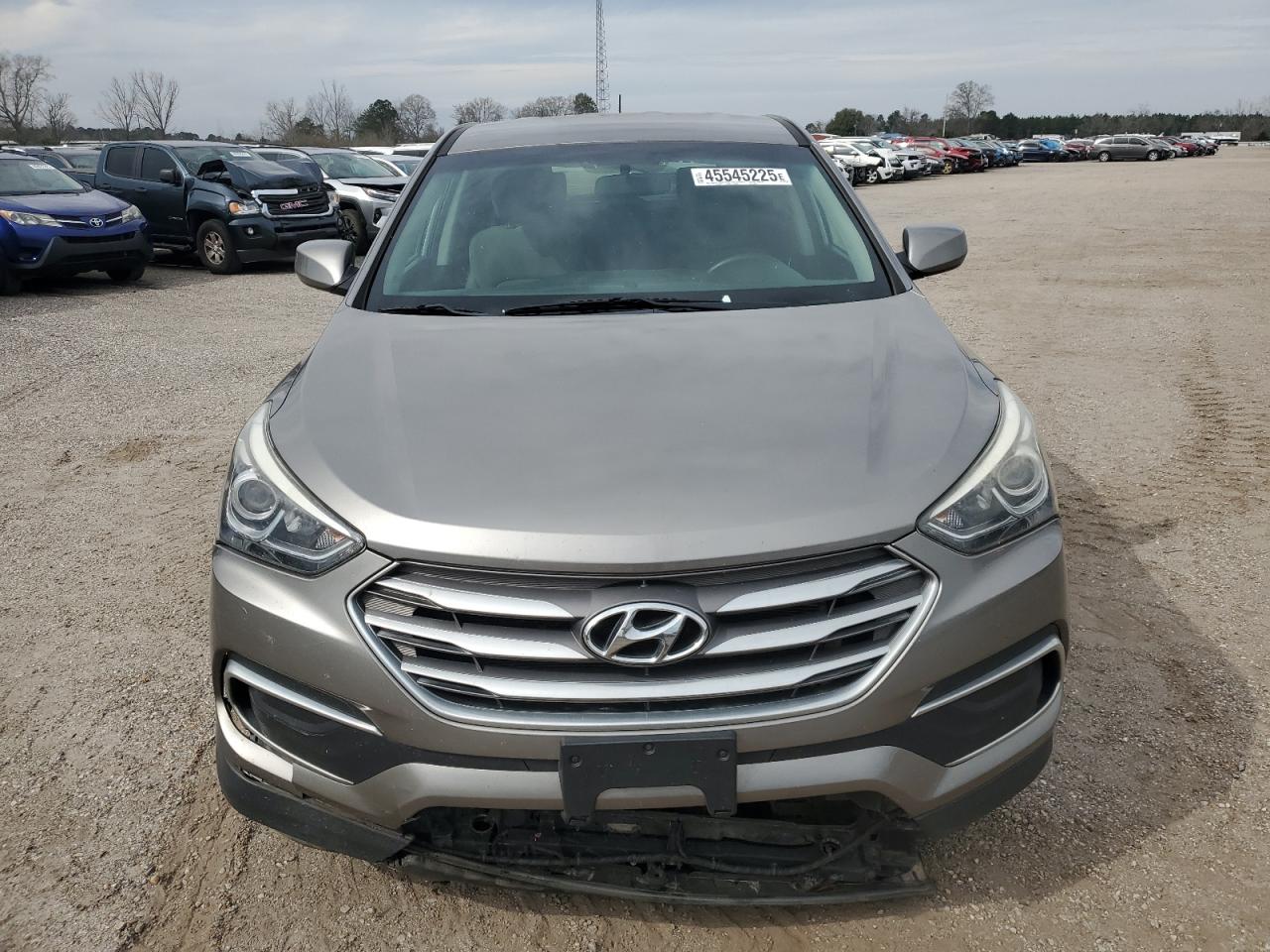 2018 Hyundai Santa Fe - Image 5