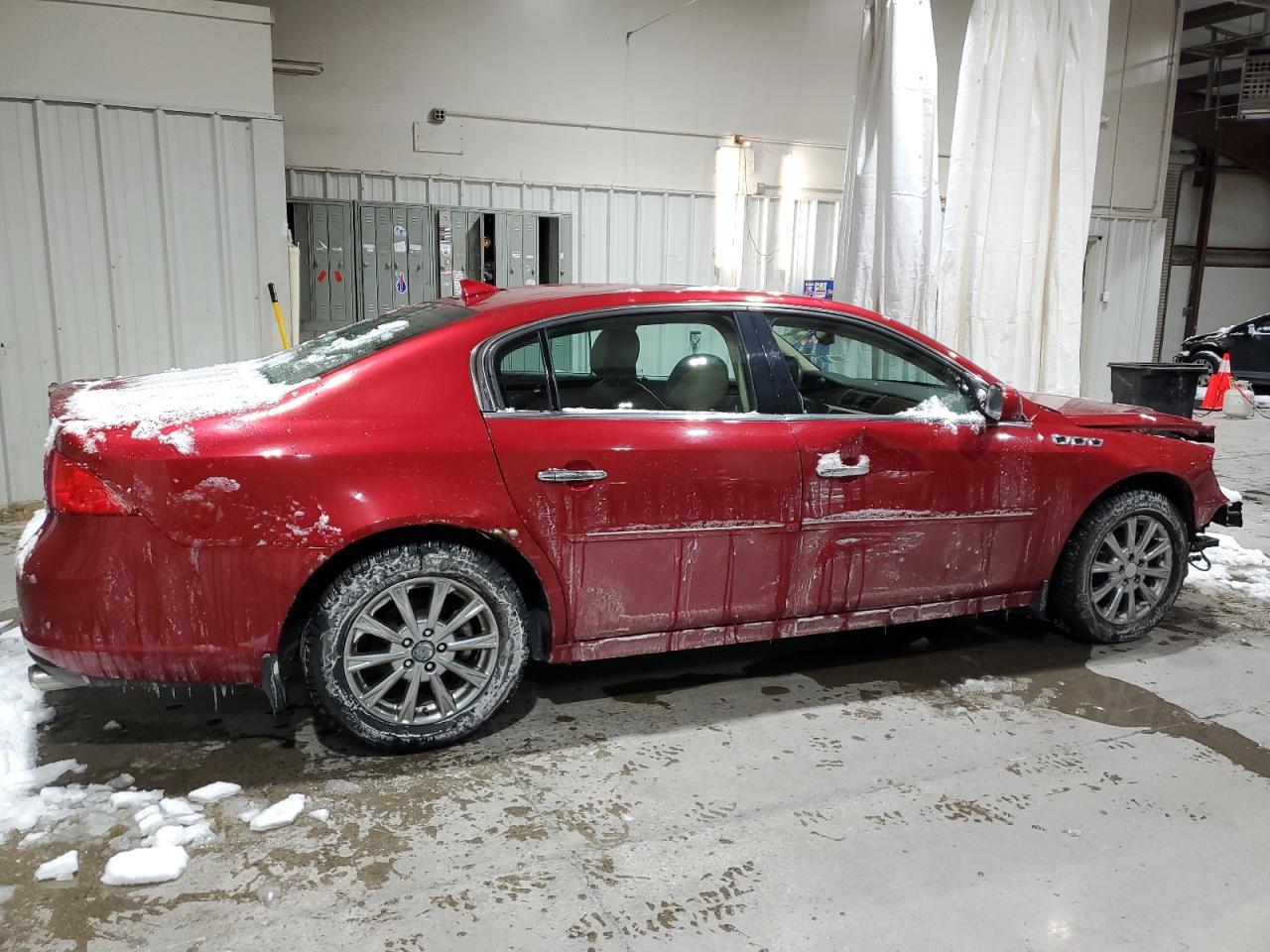 2011 Buick Lucerne - Image 3