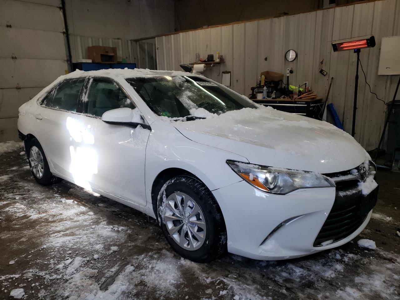 2017 Toyota Camry - Image 4