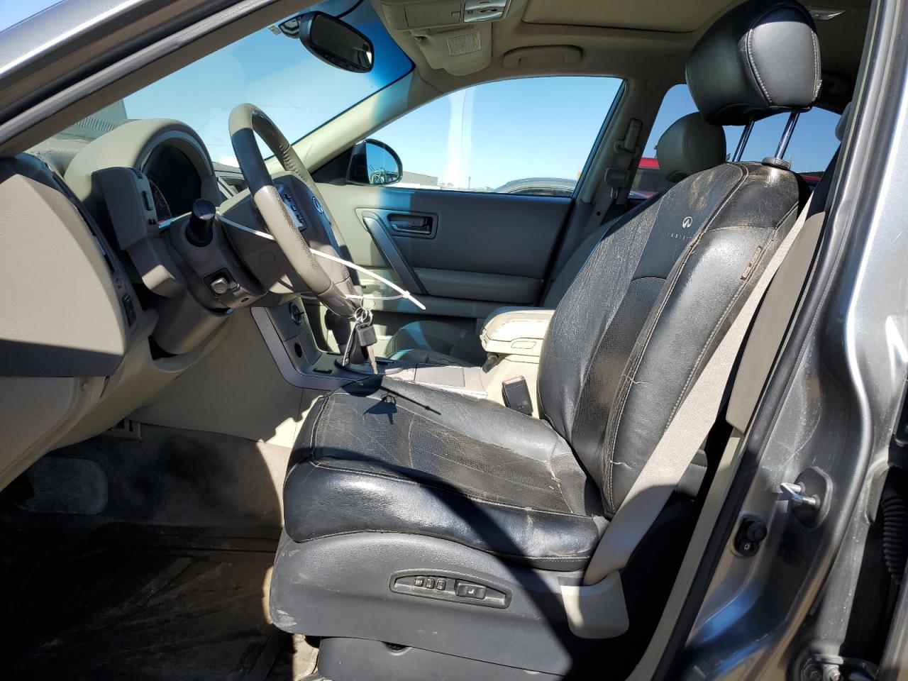 2004 Infiniti FX - Image 7