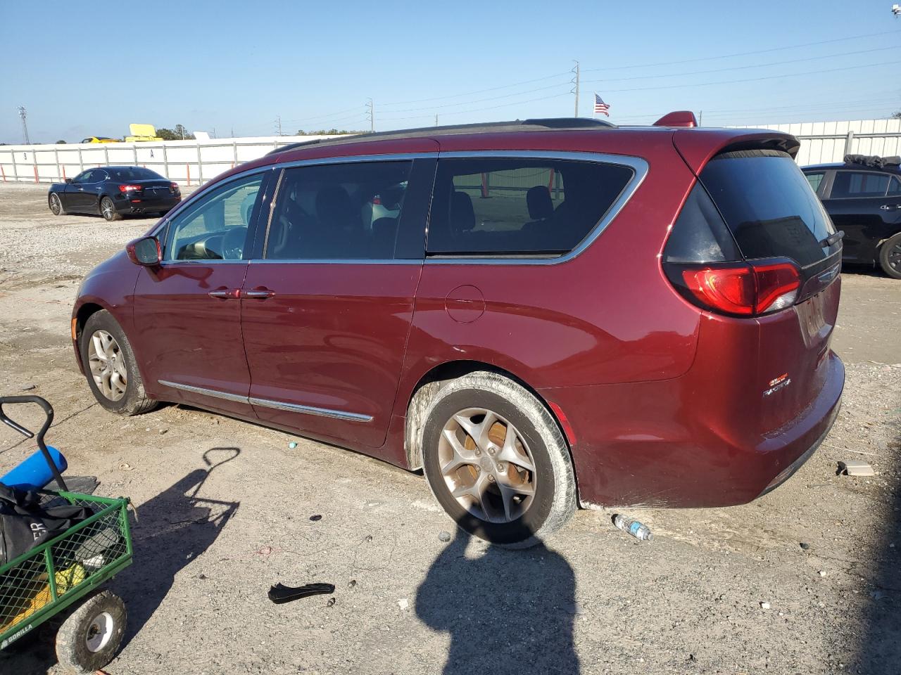 2017 Chrysler Pacifica - Image 2