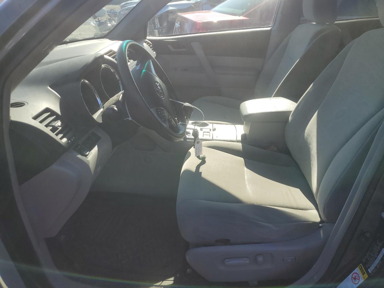 2011 Toyota Highlander - Image 7